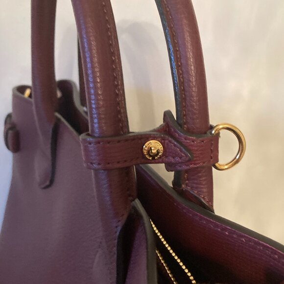 Auth. Burberry Leather & House Check Medium Banner Handbag With Strap *MINT* - Picture 9 of 16